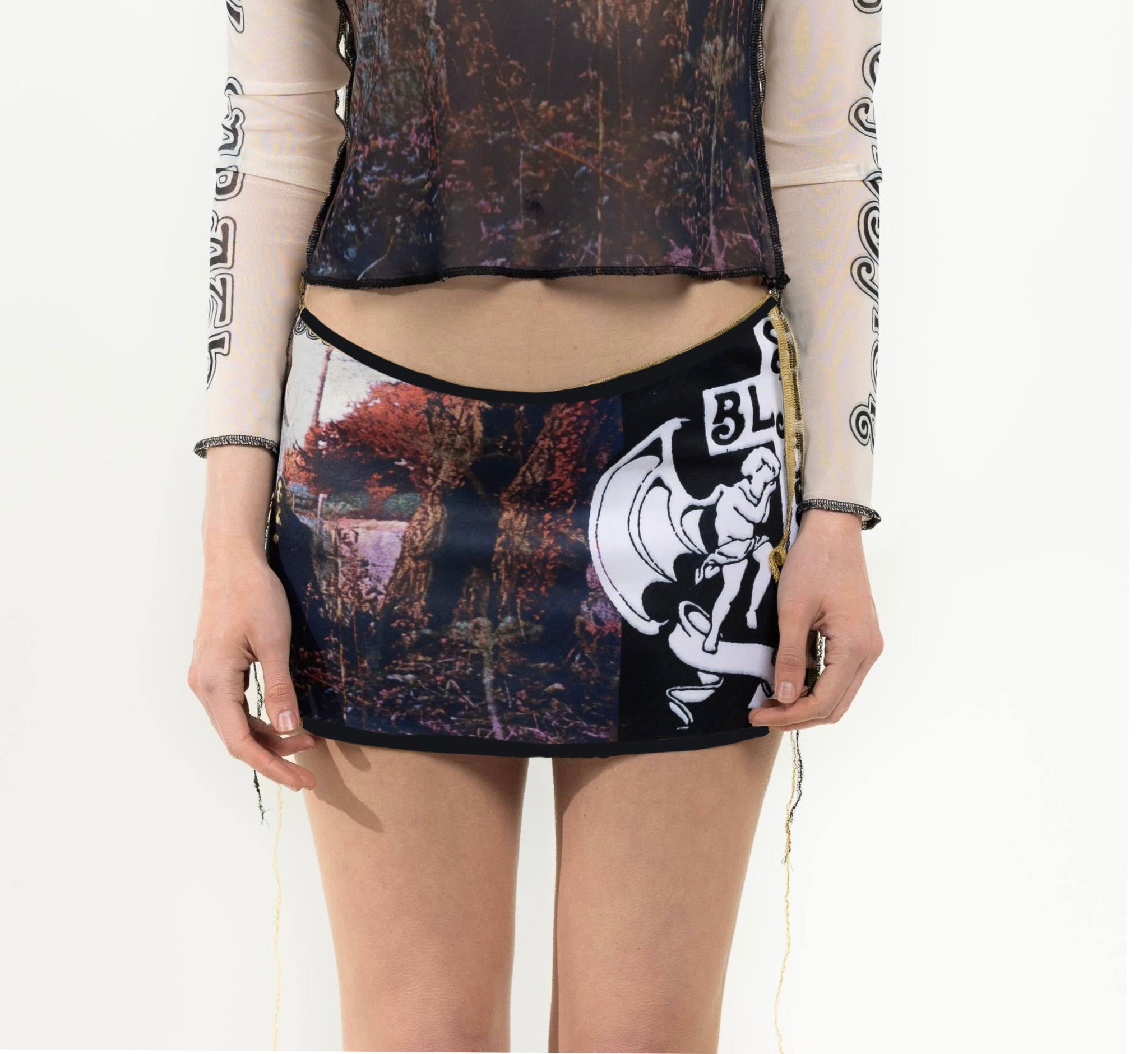 INTO THE VOID MINI SKIRT